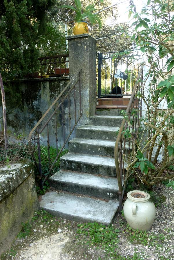 Le Fer En Ceze Bed and Breakfast Sabran Εξωτερικό φωτογραφία