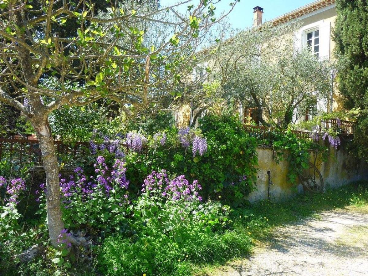 Le Fer En Ceze Bed and Breakfast Sabran Εξωτερικό φωτογραφία